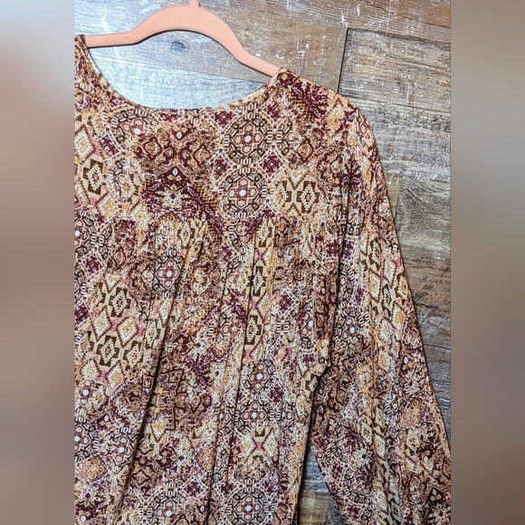 Savannah Jane Floral Embroidered W Ties Hi Lo Tunic - Picture 16 of 16